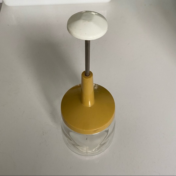 Vintage Hand Chopper - Picture 2 of 5